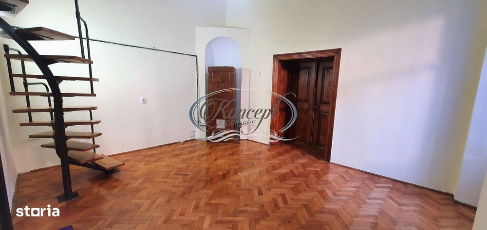 Spatiu pentru birouri, cu parcare, Piata Unirii