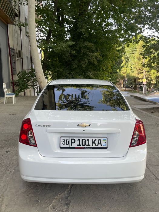 Avtomashinamni sotmoqchiman