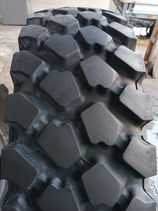 1 Тежкотоварна гума 14.00R20 Michelin XZL 164G 22PR TL TT 570лв. С ДДС