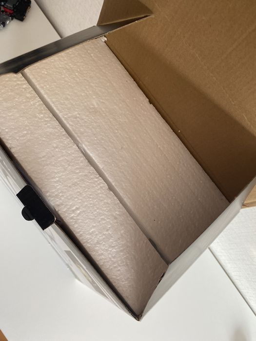 Луксозен комплект за уиски с две чаши, декантер, гарафа, подарък