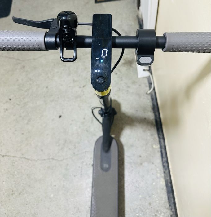 Vand trotineta electrica