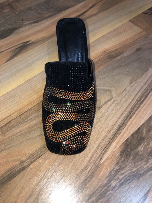 Дамски обувки с камани