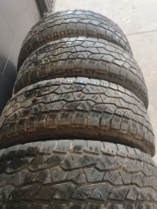 Продам шину 4 шт штука