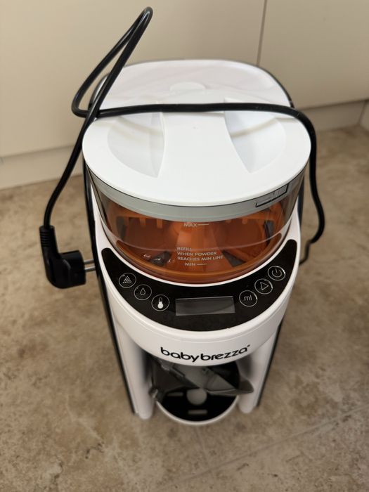 Машина за правене на адаптирано мляко Baby Brezza  Formula Pro Advance