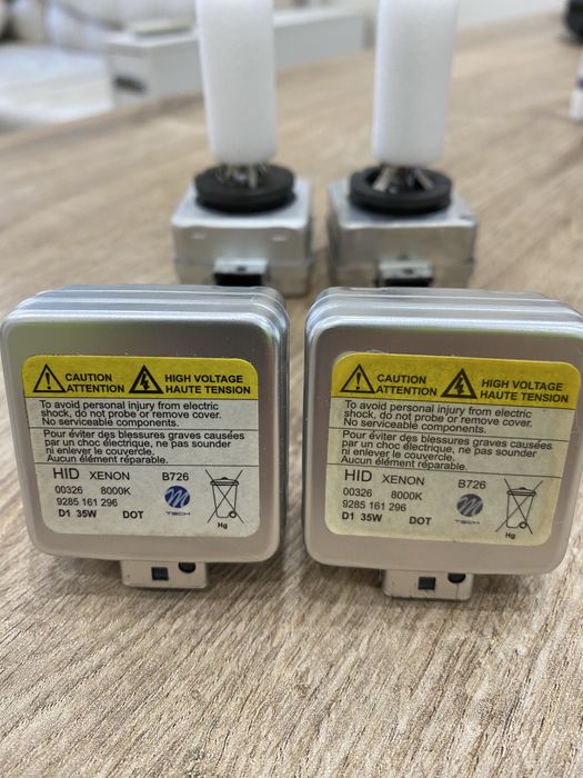 Ксенон баласт Hella + 4 бр. Ксенонови крушки