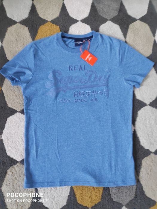 Tricouri originale Superdry