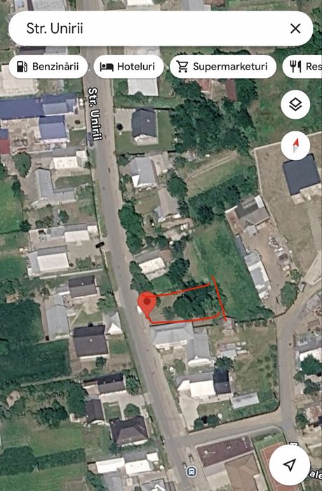 Vand Teren Intravilan in BOSANCI la strada -10 Ari-10.000€ Arul - 18m deschidere  strada -str.Unirii -Asfalt -Toate utilitatile - langa Scoala Nr.2 -