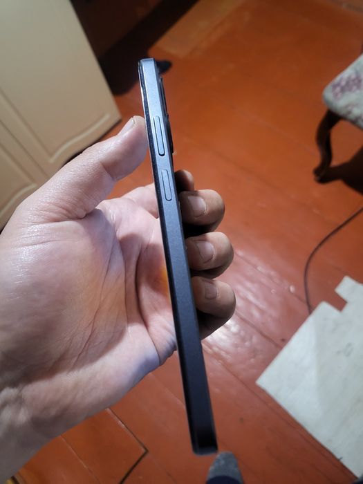 Срочно продам телефон