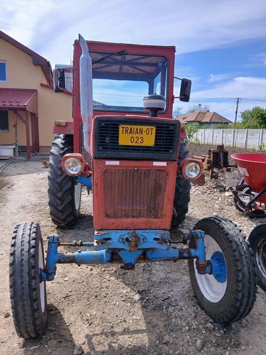 Vind tractor si utilaje