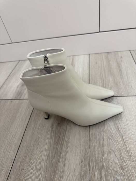 Ботильены новые