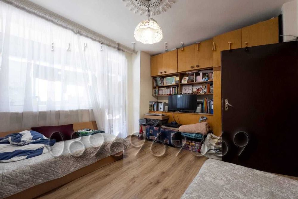Продава се Тристаен апартамент в Варна, Лятно кино Тракия - 90 кв.м за 1723 €/кв.м - Снимка #3