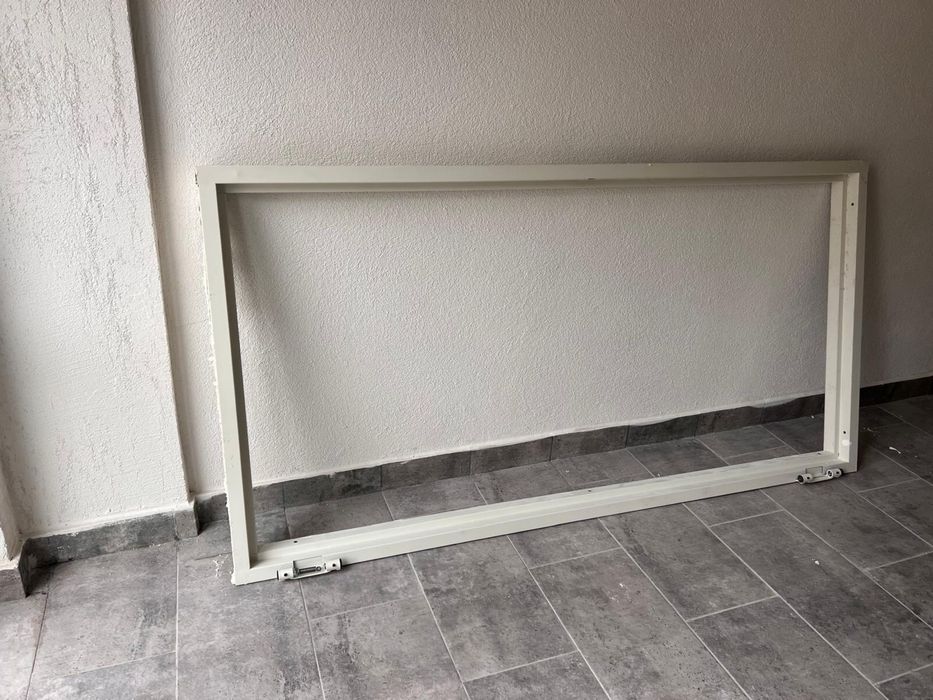 Usa multifunctionala megadoor
