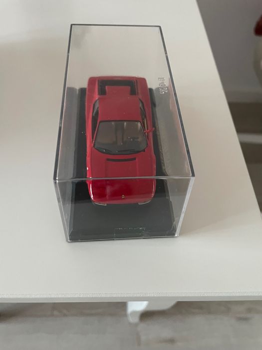 Vand macheta Ferrari Testarossa stare foarte buna