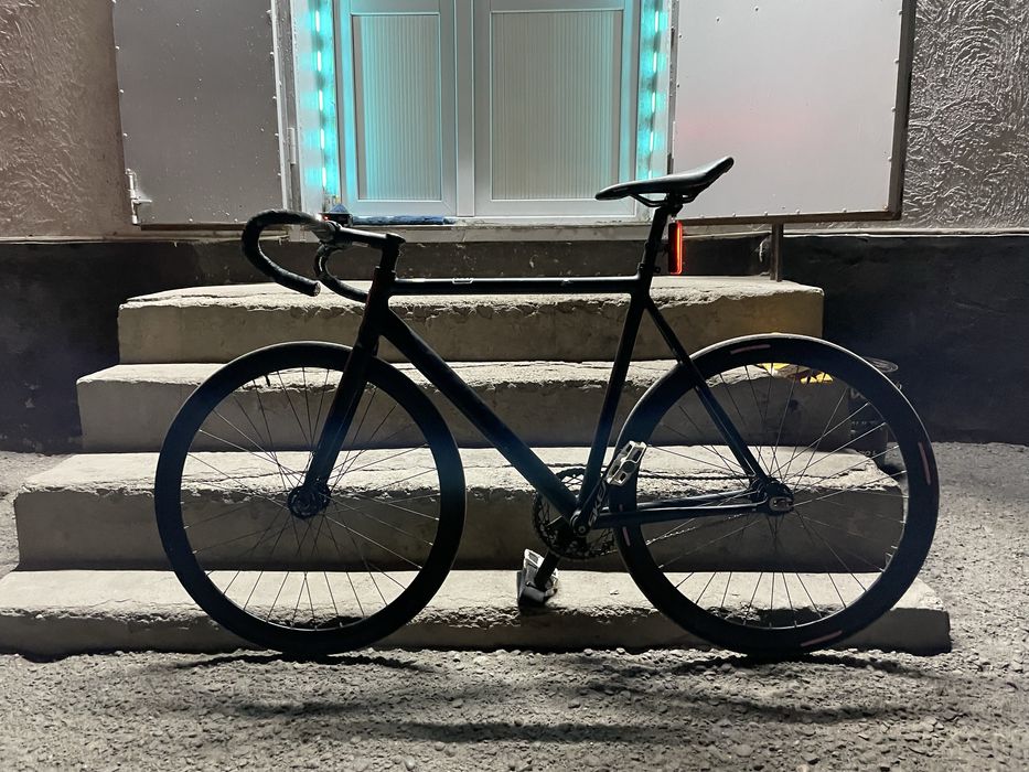 Велосипед фикс в хорошем сост