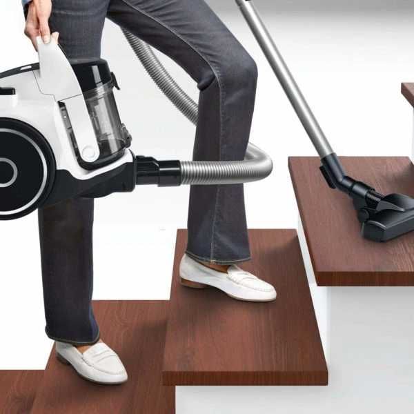 НОВА Bosch Serie 2 BGS05A225 прахосмукачка без торбичка бяла