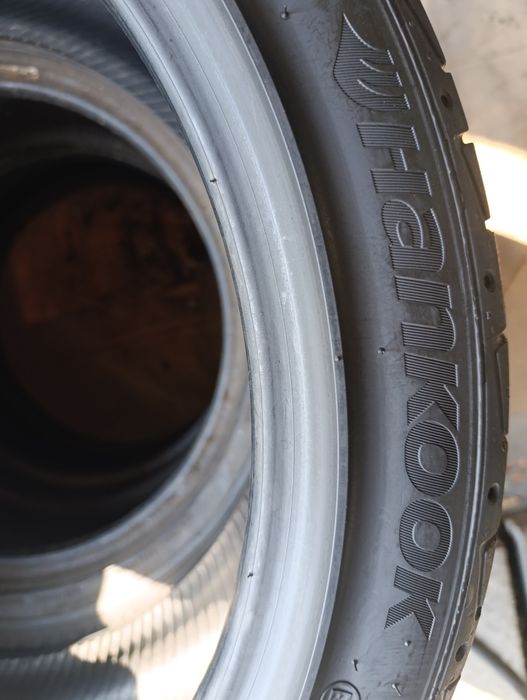 Anvelope de vara 235 40 19 Hankook dot 2021