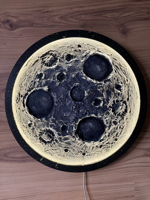 LED Стенна лампа Луна