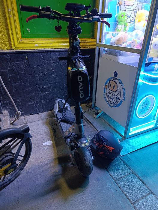 Продаётся электросамокат ONVO RX-5

Пробег: 4322 км (±)

Состояние хор