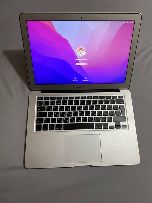 MacBook air 13, 2017 года