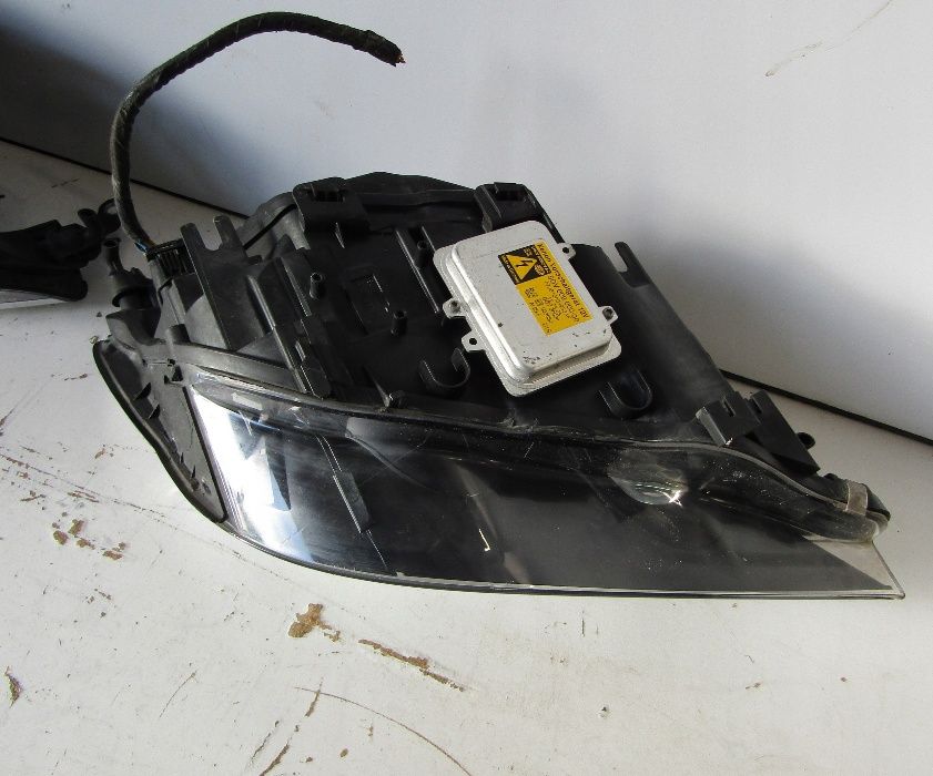 Bmw E60 E61 seria 5 facelift far stanga dreapta faruri xenon bi-xenon