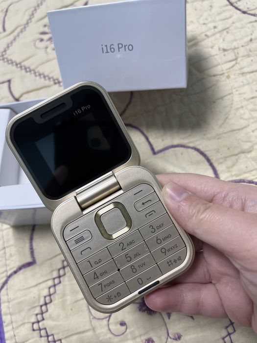 Мини телефон i16 pro с интернет 2G (с отделна карта)