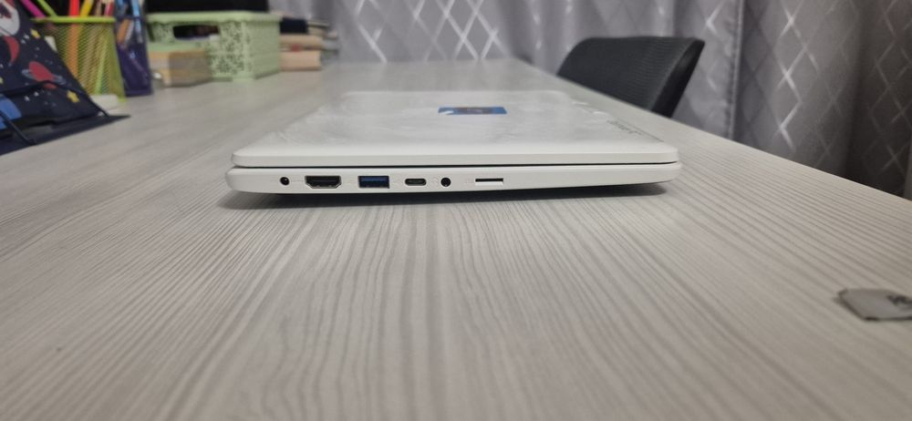 Продам ноутбук Leap T304