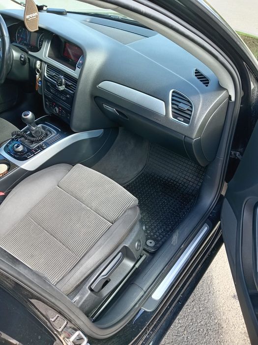 Vand audi a4b8. An 2010