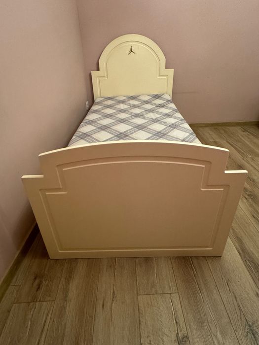 Топ обзавеждане за стая