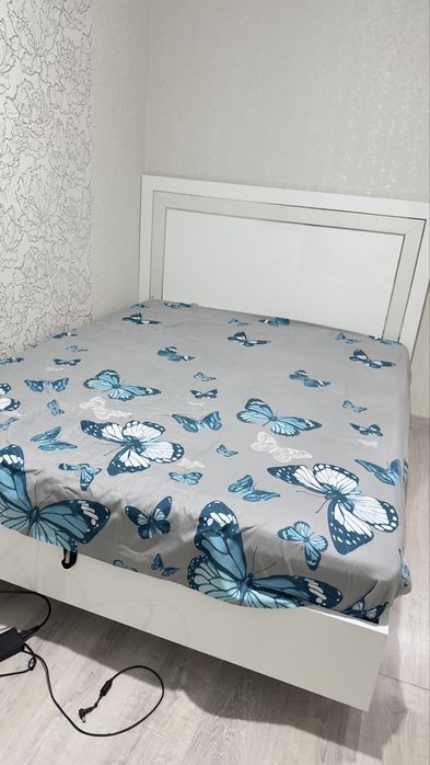 Продам шкаф и кровать