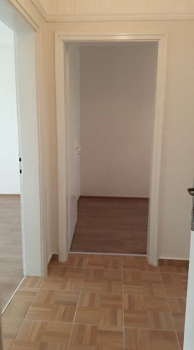 Продава се Двустаен апартамент в Стара Загора, Самара 3 - 45 кв.м за 1889 €/кв.м - Снимка #3