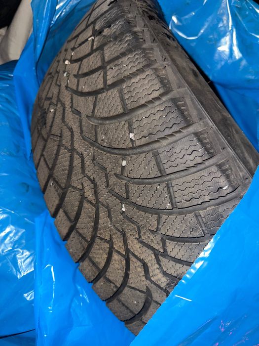 Зимни гуми Austone Glacia Snow 255/55/20 255 55 20