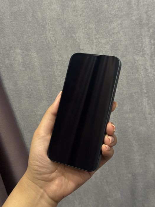 Продам Iphone 13 128 Midnight