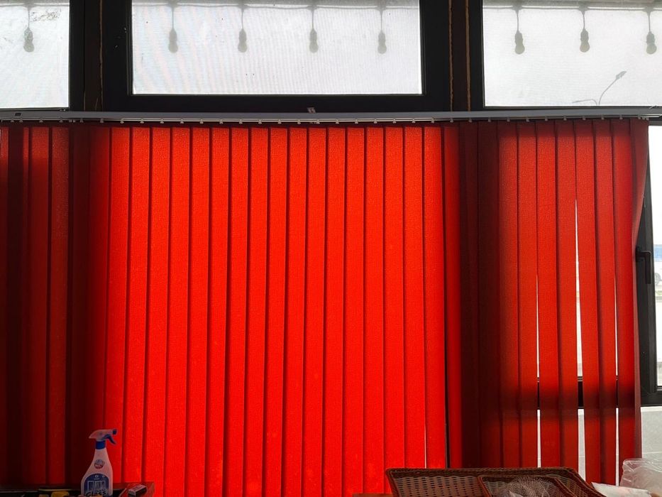 Продаются 2 жалюзи