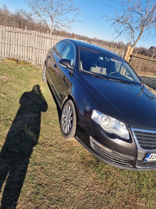 Vând Volkswagen  Passat