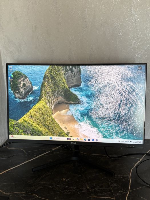 Мониторы хорошем состояние