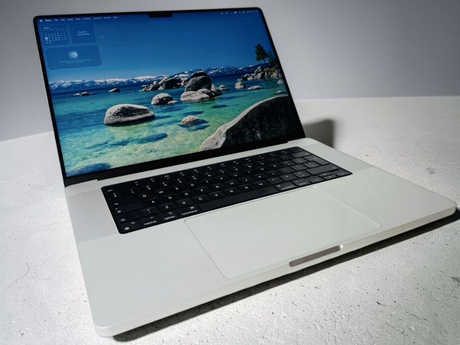 Apple Macbook Pro 16' M1 Pro 16RAM 1TB SSD Silver Отличен! Гаранция