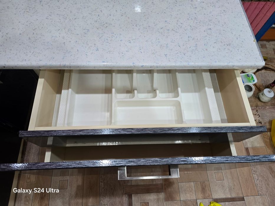 Продам кухонный гарнитур