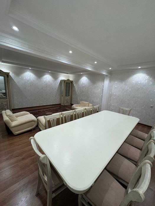 4-комнатная 153 м² | Банковский дом | Мирабад, Госпитальный