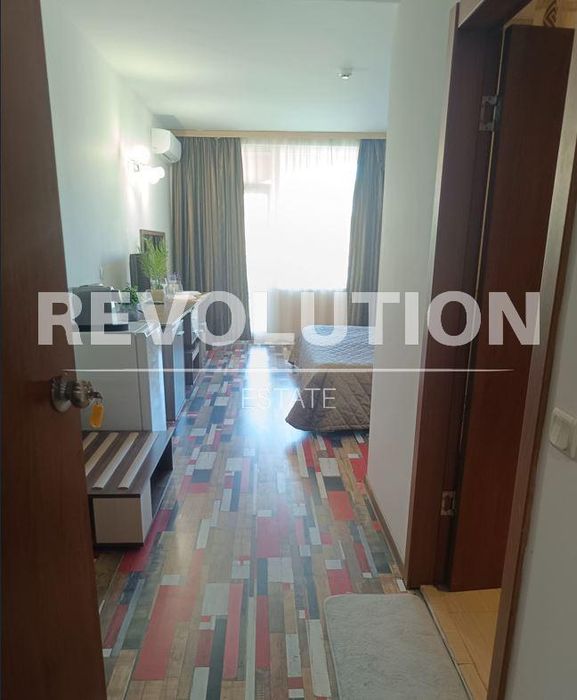 Дава се под наем Едностаен апартамент в к.к. Св.Св. Константин и Елена - 40 кв.м за 300 € - Снимка #2