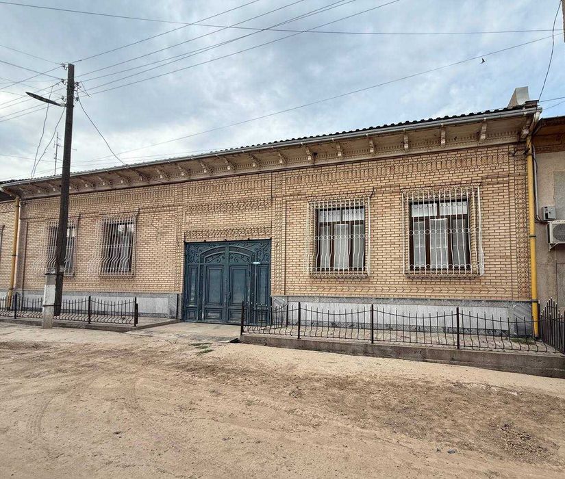 (М) Продаётся участок 10 соток с двумя домами в Зангиатинском районе