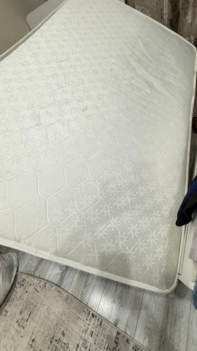 Продам кровати ,