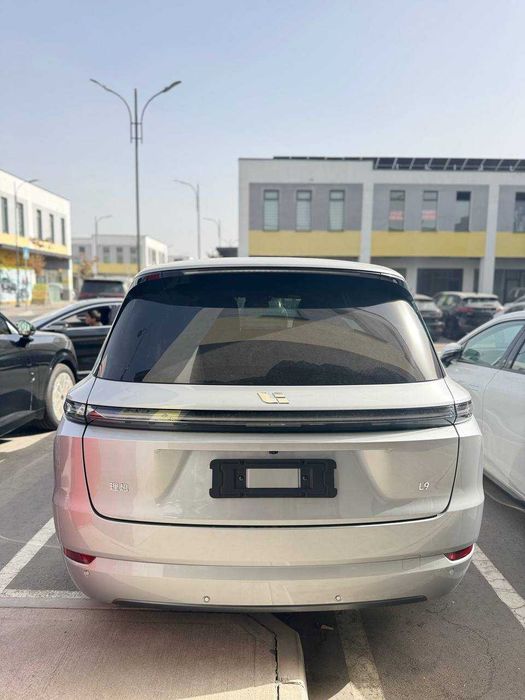 Li 9 Ultra (до рестайлинга)