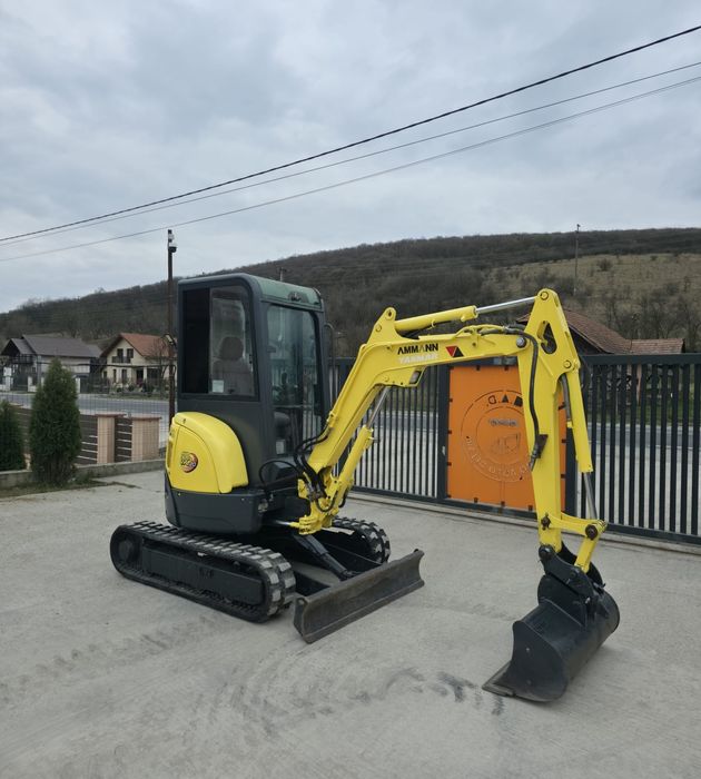 Vand miniescavator yanmar vio 20 2300kg