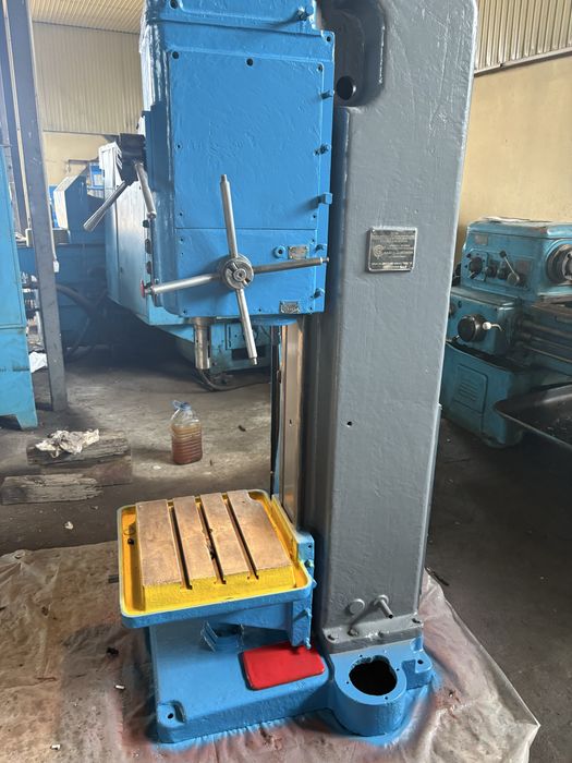 Продам станки сверлильный 2Н125