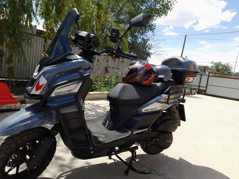 Скутер Танк BAS 175 куб