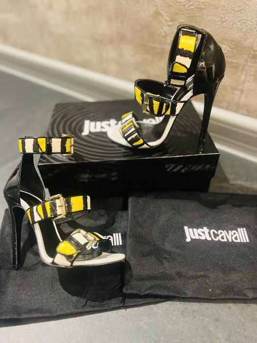 Оригинални дамски обувки Just Cavalli
