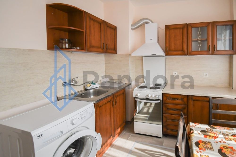 Дава се под наем Двустаен апартамент в София, Гоце Делчев - 71 кв.м за 458.49 € - Снимка #3