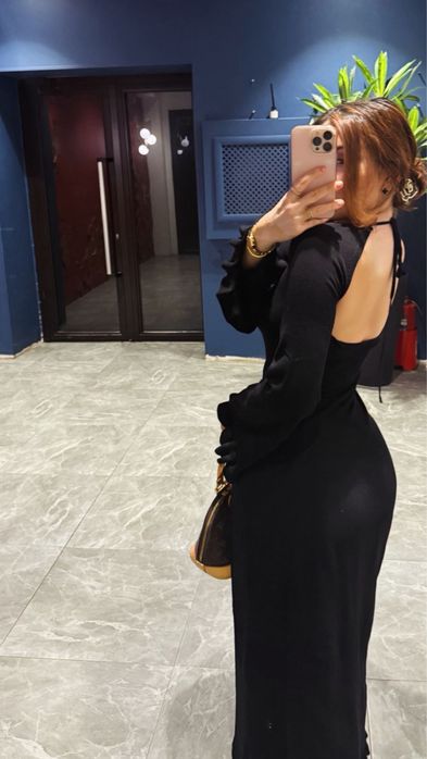 Продам наряжные одежды