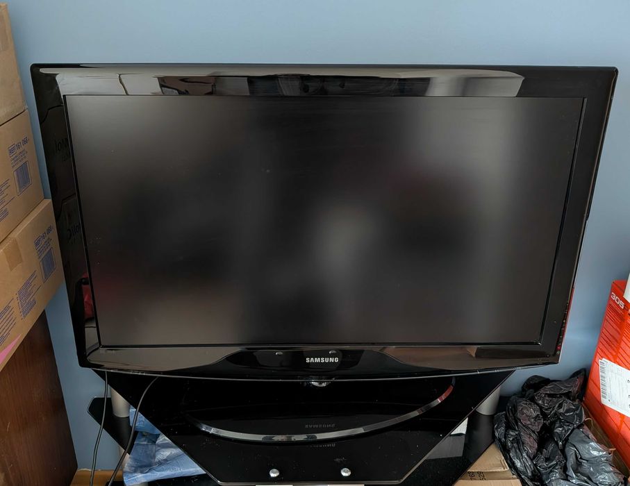 Телевизор Samsung LE40R81BX/XEH