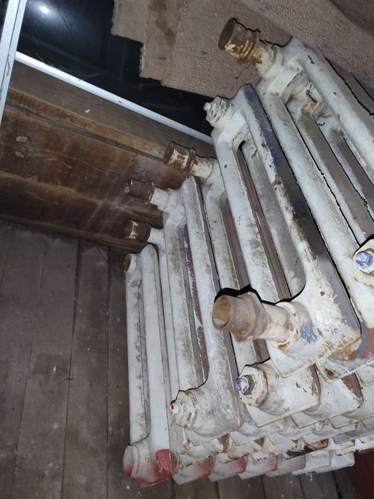 Продам цена договорная сама вывоз